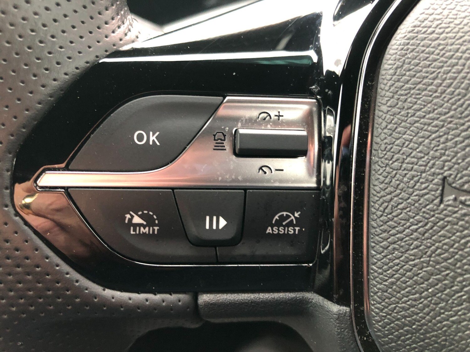 Used Peugeot 408 2024 for sale - 77412189: Photo 29