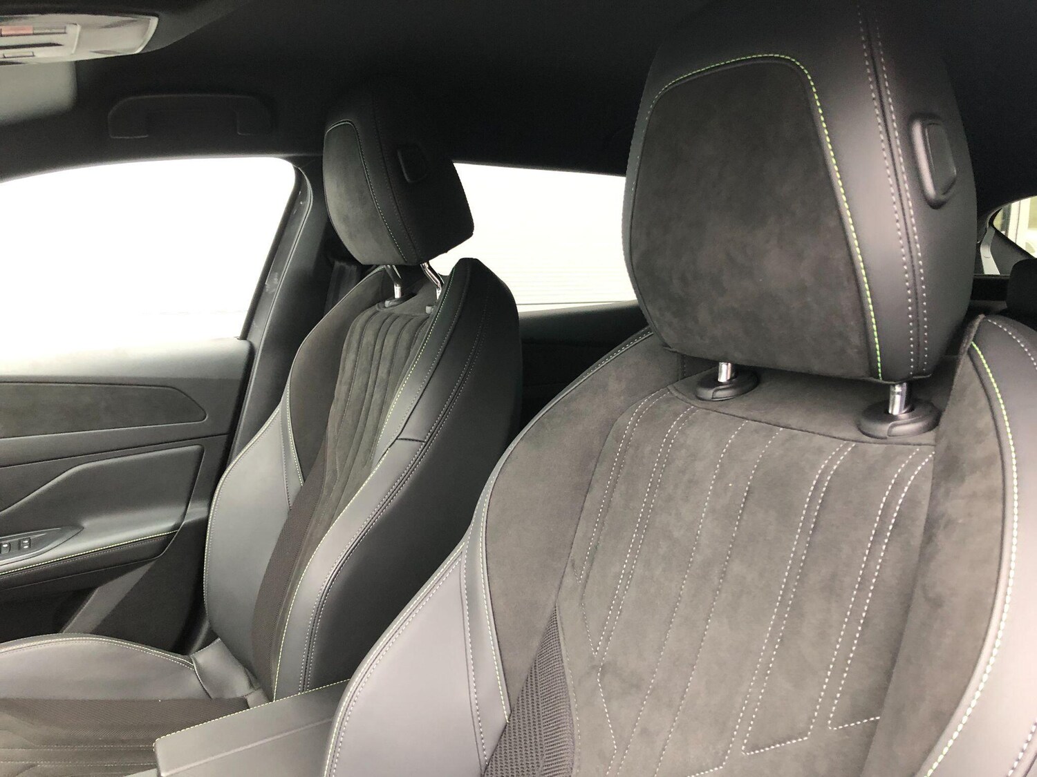 Used Peugeot 408 2024 for sale - 77412189: Photo 40