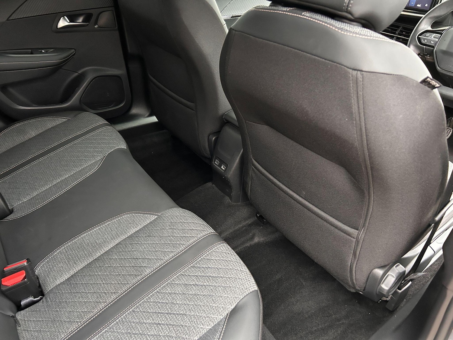 Used Peugeot 2008 2024 for sale - 77291269: Photo 32