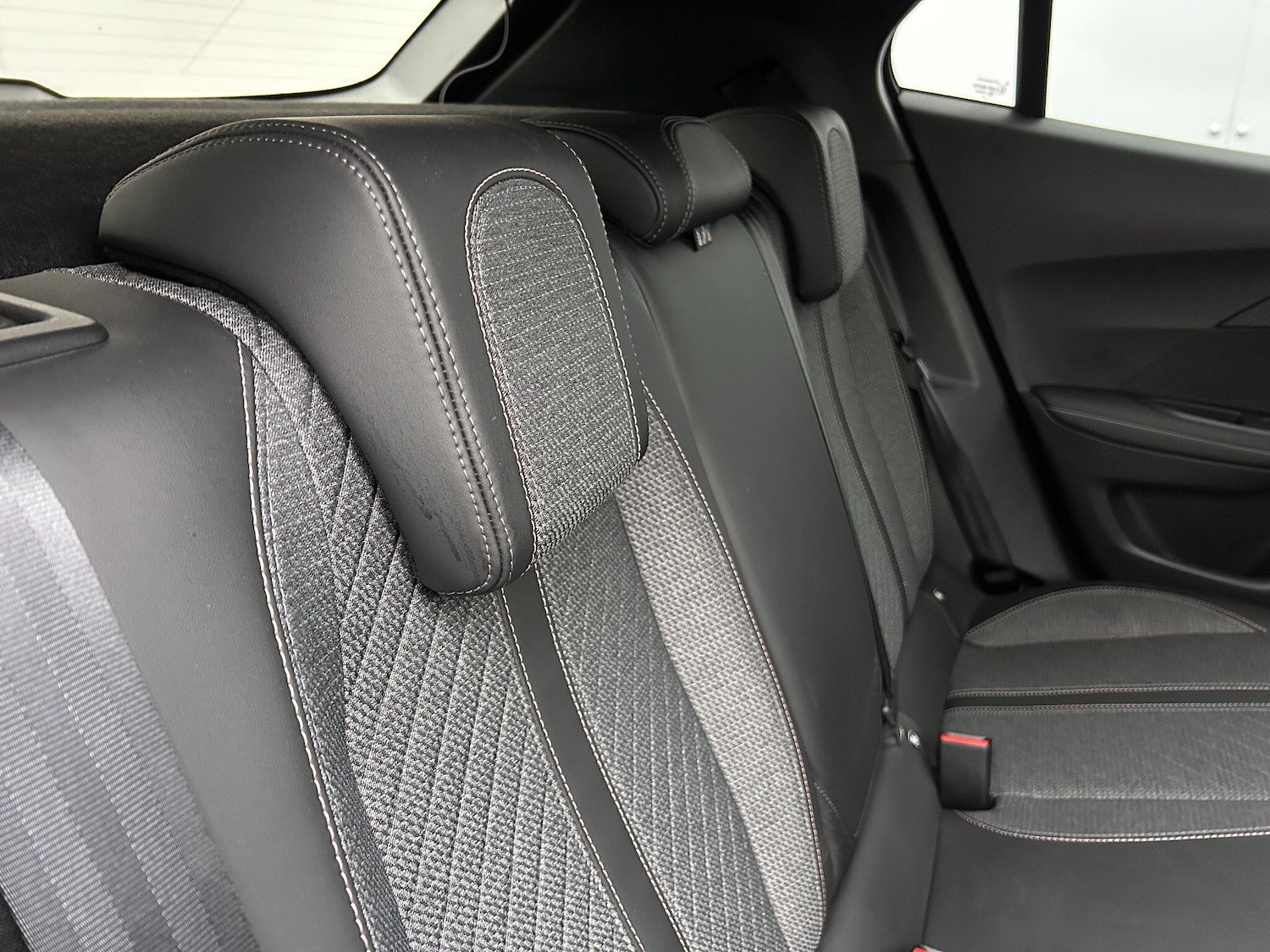 Used Peugeot 2008 2024 for sale - 77291269: Photo 34