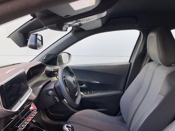Used Peugeot 2008 2023 for sale - 75493563: Photo 12