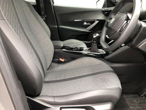 Used Peugeot 2008 2023 for sale - 75493563: Photo 16