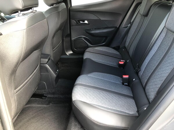 Used Peugeot 2008 2023 for sale - 75493563: Photo 25