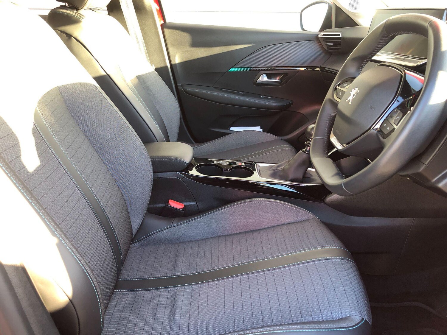 Used Peugeot 208 2021 for sale - 76671669: Photo 16