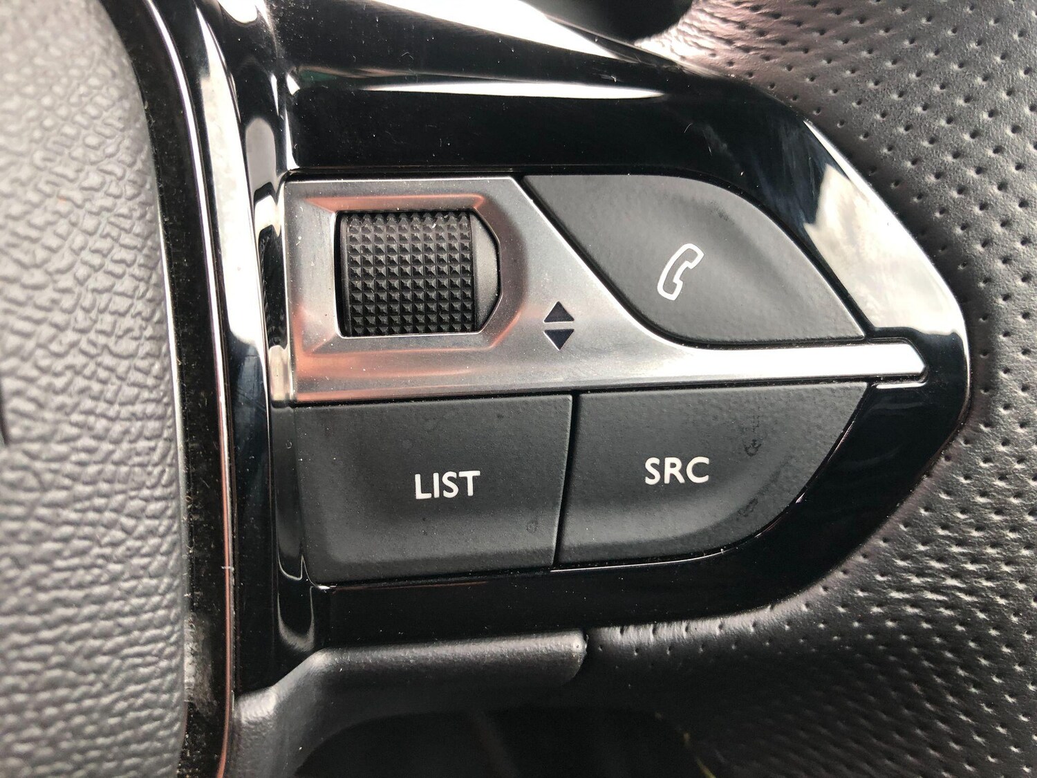Used Peugeot E-208 2024 for sale - 76043257: Photo 36
