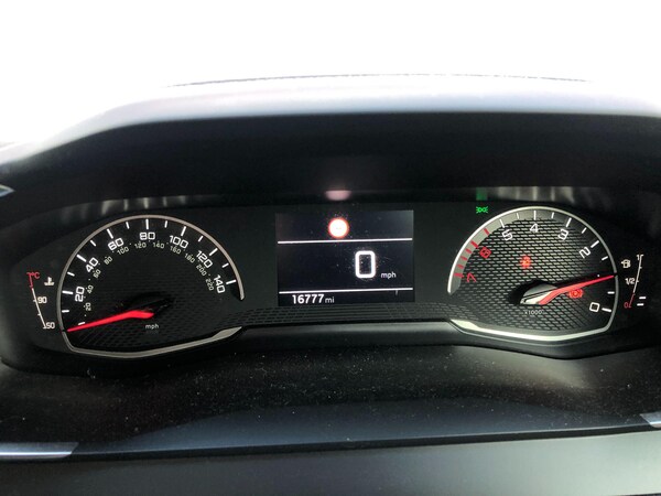 Used Peugeot 208 2022 for sale - 75552720: Photo 37