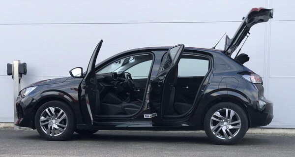 Used Peugeot 208 2022 for sale - 75552720: Photo 7