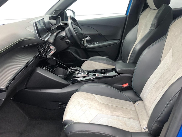 Used Peugeot E-2008 2021 for sale - 76059831: Photo 20