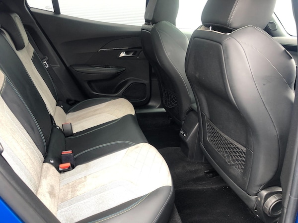 Used Peugeot E-2008 2021 for sale - 76059831: Photo 30