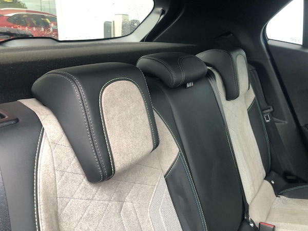 Used Peugeot E-2008 2021 for sale - 76059831: Photo 33