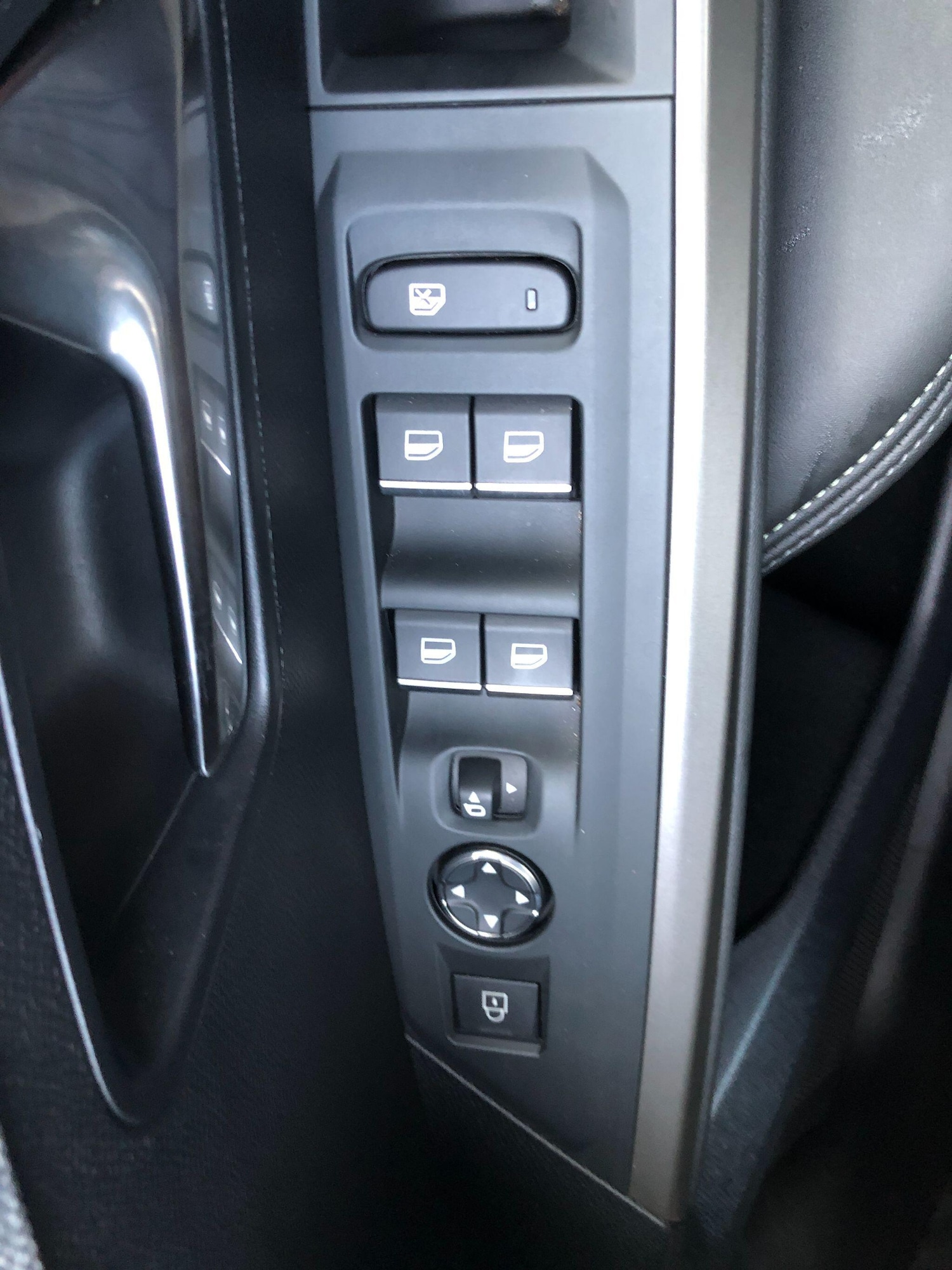 Used Peugeot E-3008 for sale - 76991384: Photo 27