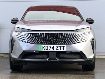 Used Peugeot E-3008 2025 for sale - 76991384: Photo