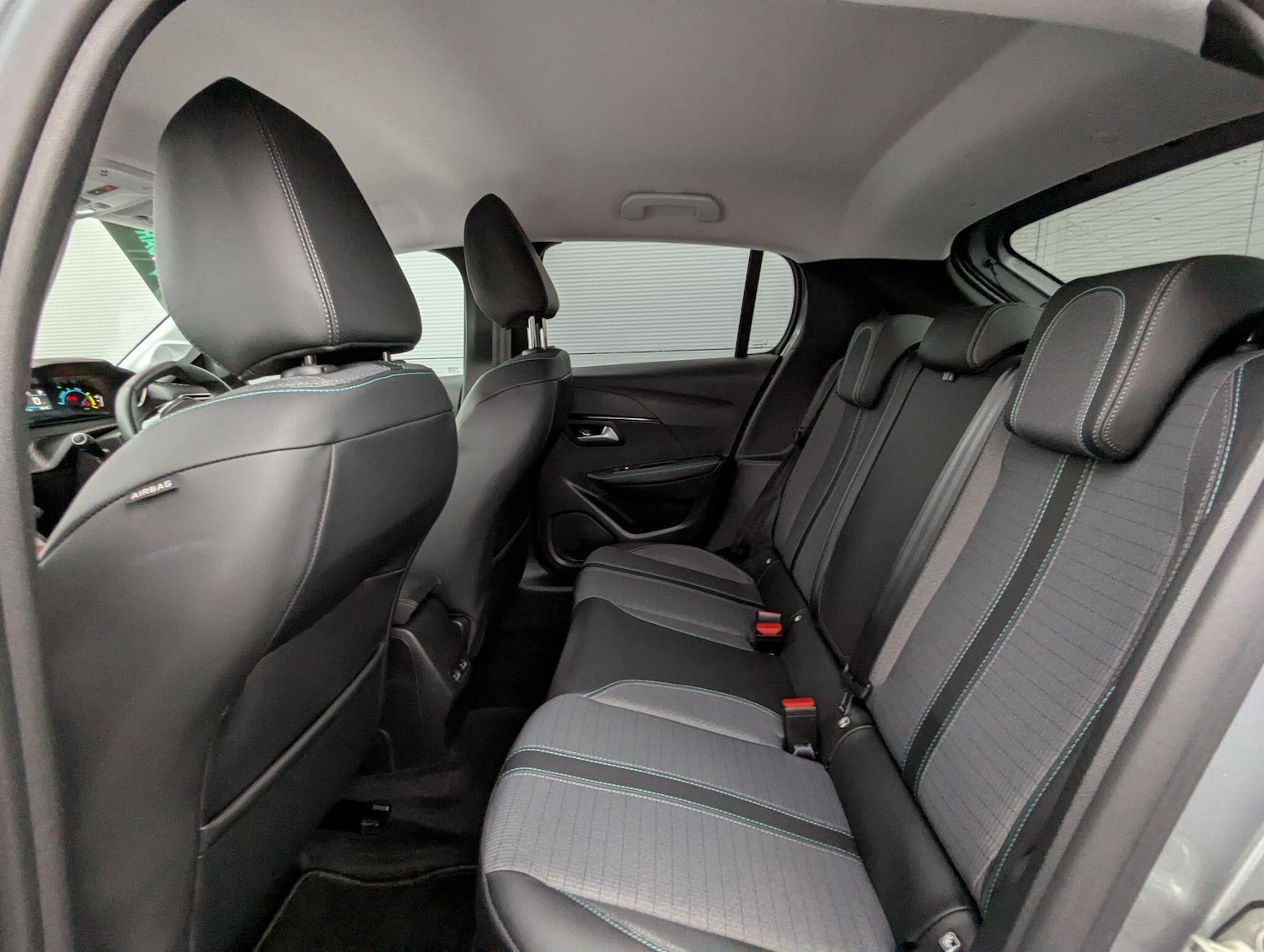 Used Peugeot 208 2021 for sale - 76976799: Photo 15