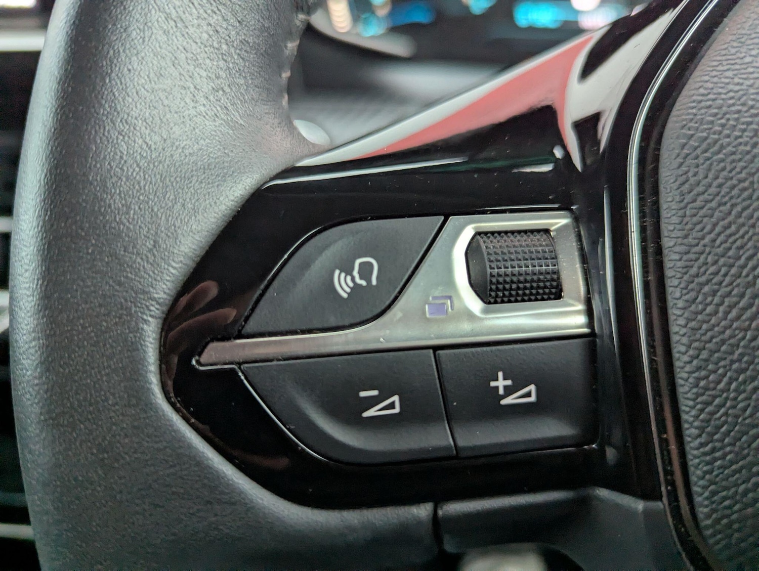 Used Peugeot 208 2021 for sale - 76976799: Photo 16