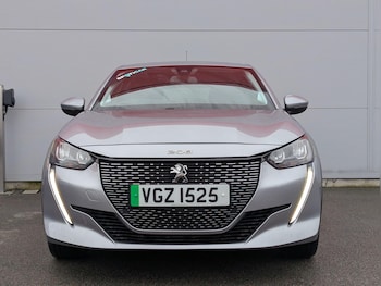 Used Peugeot E-208 2021 for sale - 76976799: Photo