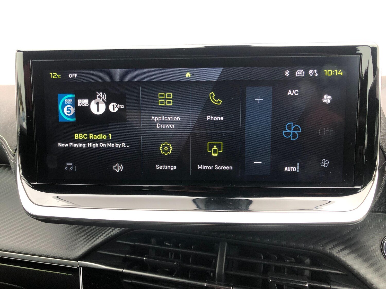 Used Peugeot E-2008 2024 for sale - 76199928: Photo 31