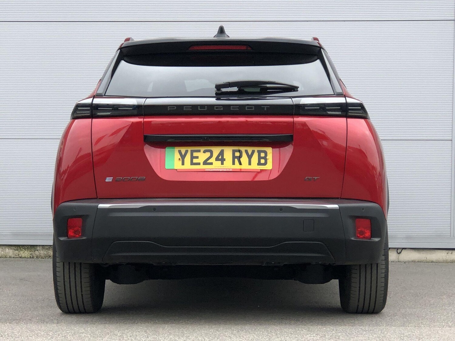 Used Peugeot E-2008 2024 for sale - 76199928: Photo 8