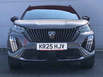 Used Peugeot 2008 2025 for sale - 78999791: Photo
