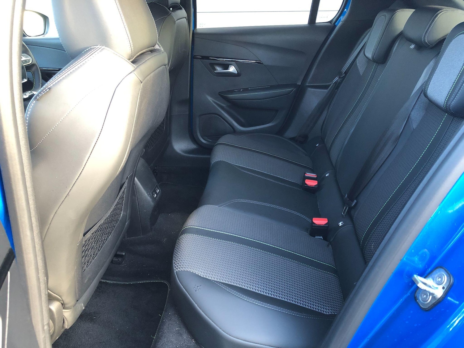 Used Peugeot E-208 2022 for sale - 76728358: Photo 19