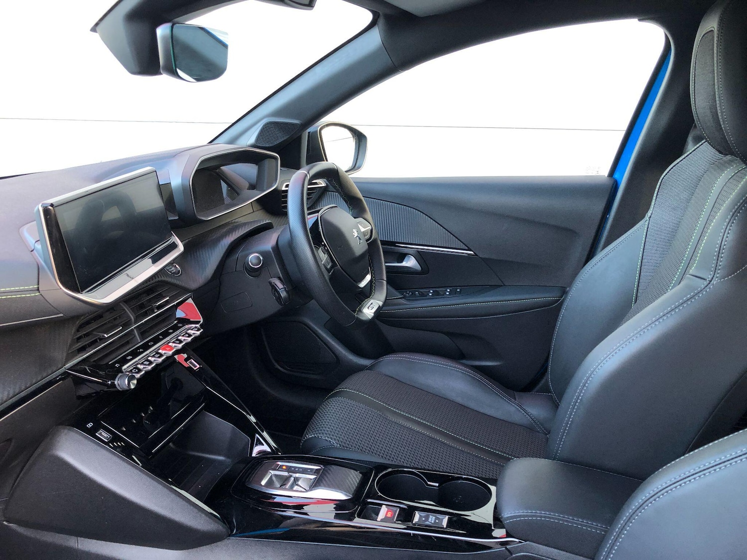 Used Peugeot E-208 2022 for sale - 76728358: Photo 45