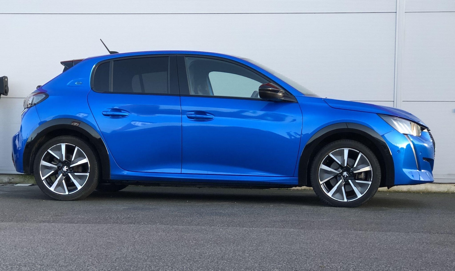 Used Peugeot E-208 2022 for sale - 76728358: Photo 9