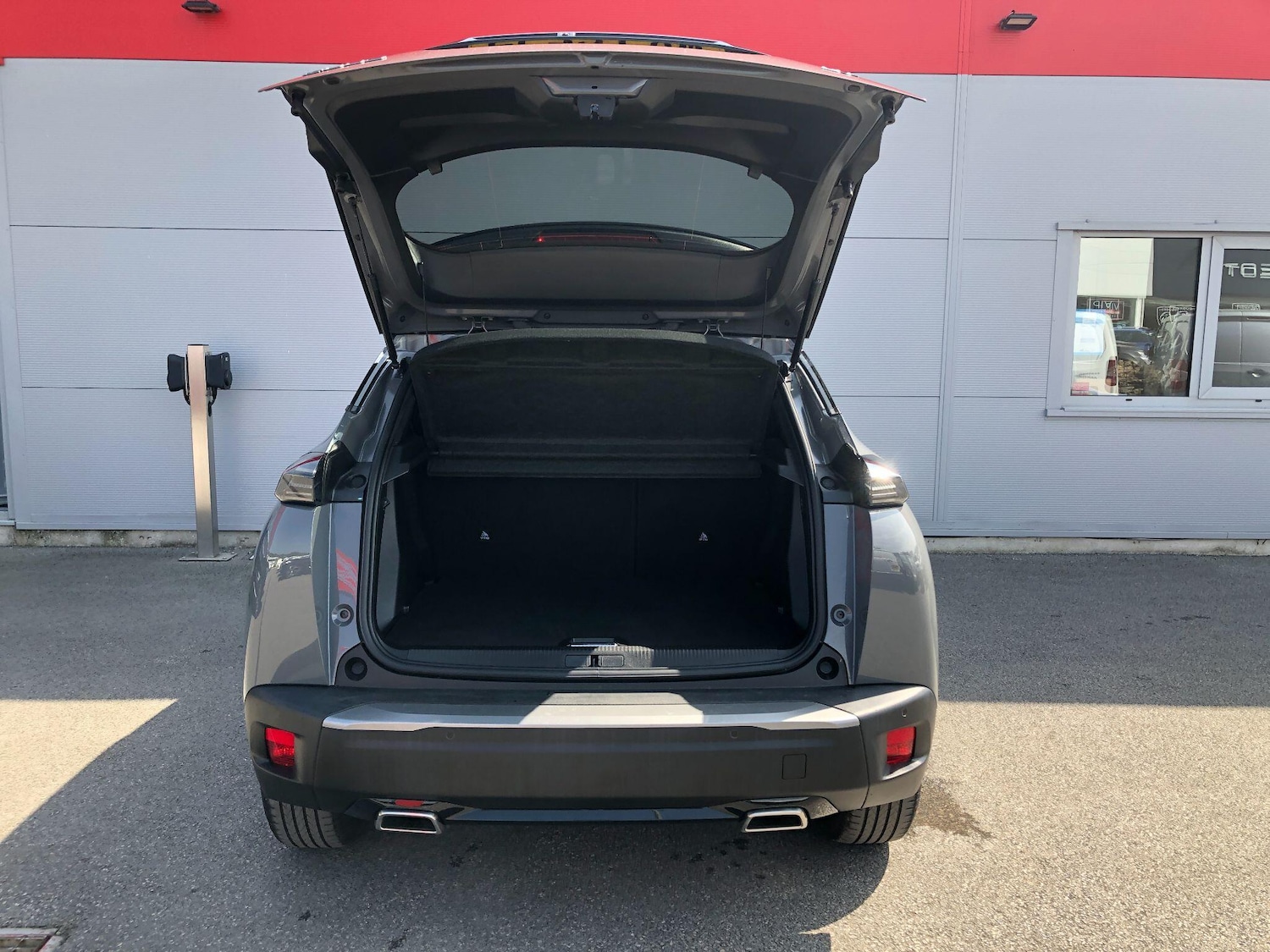 Vehicle 43