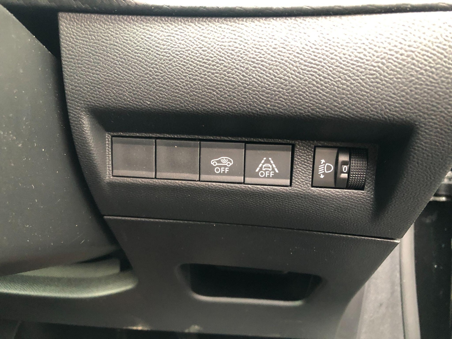 Used Peugeot E-208 2024 for sale - 76059783: Photo 22