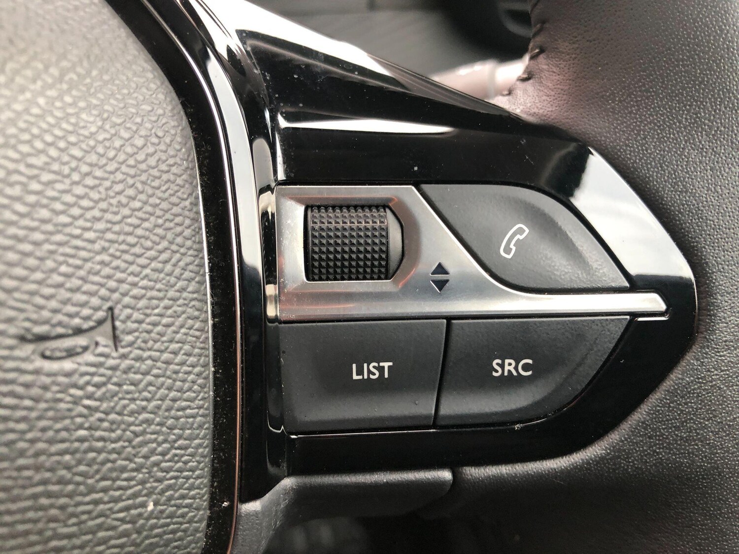 Used Peugeot E-208 2024 for sale - 76059783: Photo 34