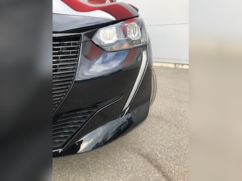 Used Peugeot E-208 2024 for sale - 76059783: Photo 3