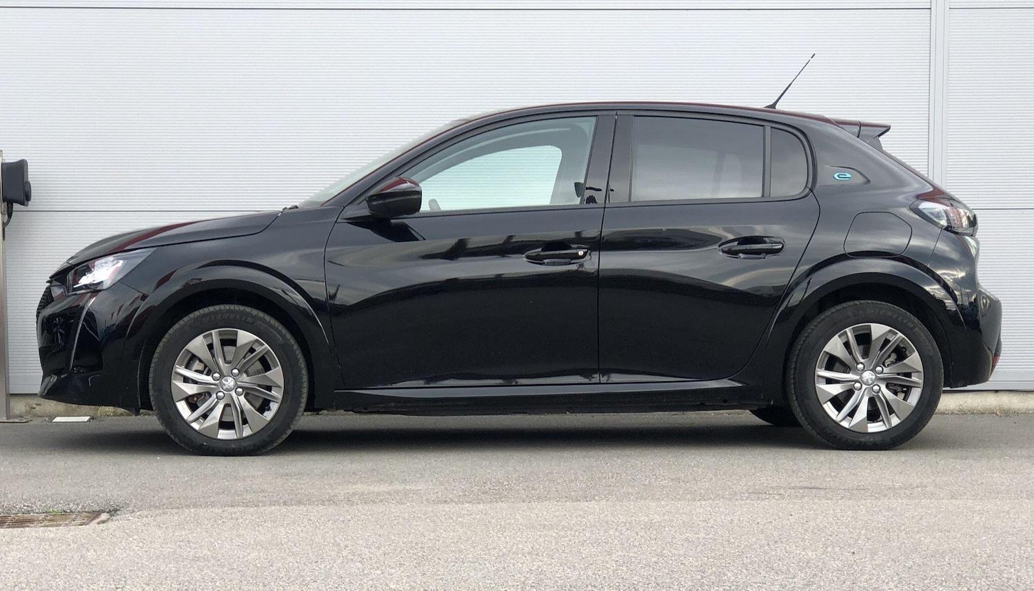Used Peugeot E-208 2024 for sale - 76059783: Photo 9