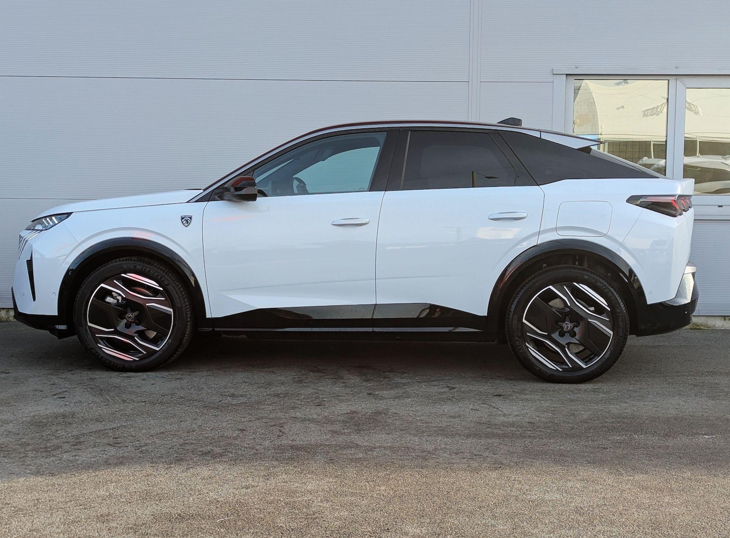 Used Peugeot 3008 2024 for sale - 76634020: Photo 12