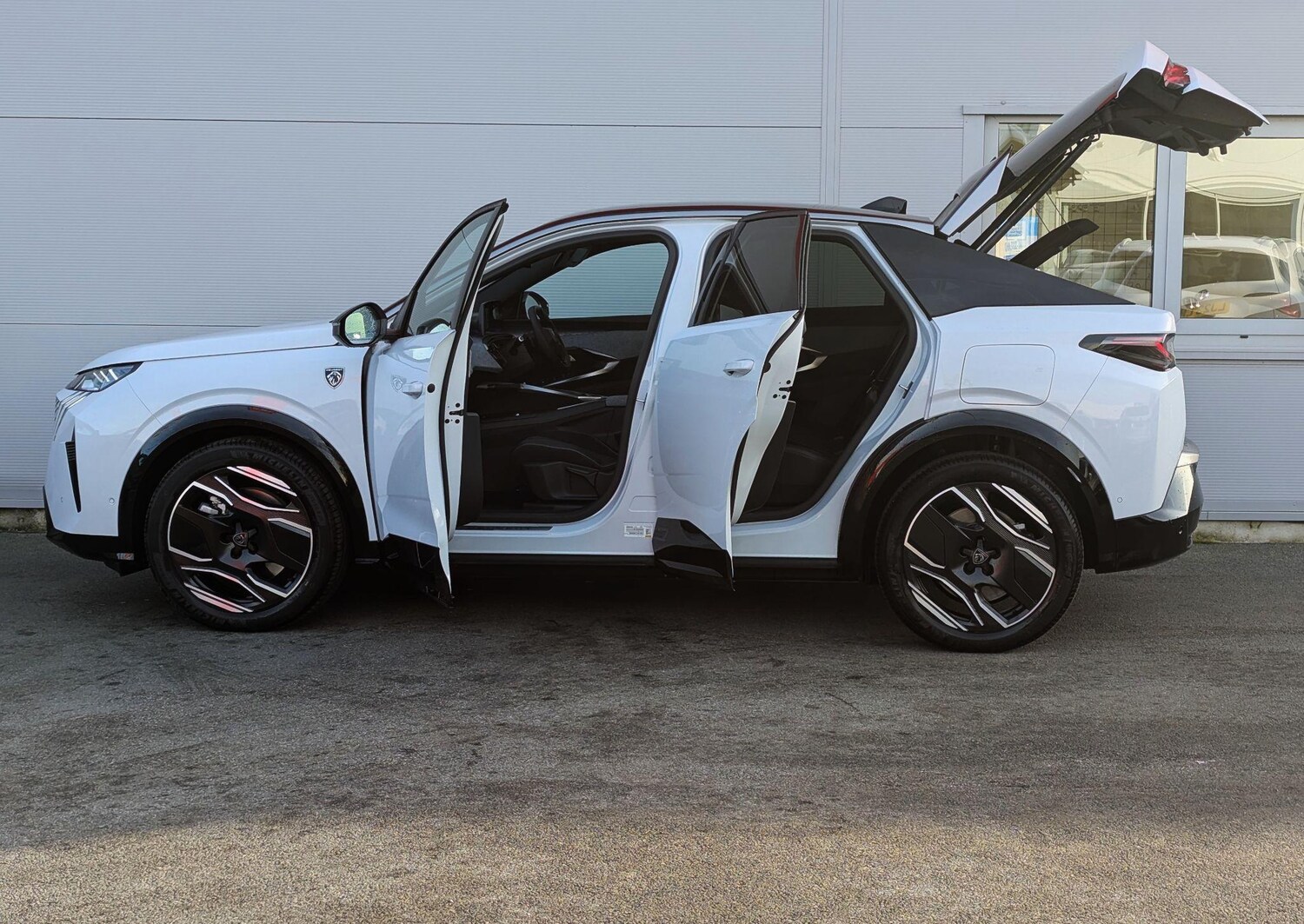 Used Peugeot 3008 2024 for sale - 76634020: Photo 14