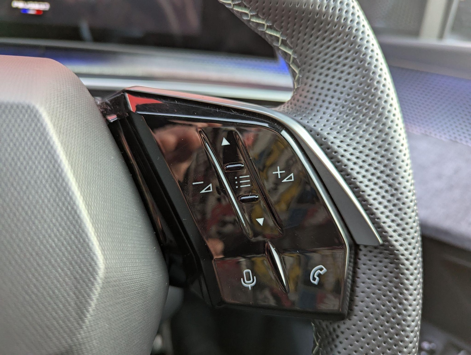 Used Peugeot 3008 2024 for sale - 76634020: Photo 35