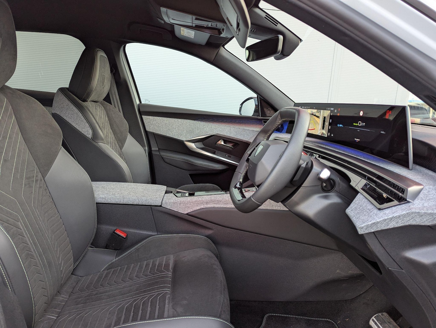 Used Peugeot 3008 2024 for sale - 76634020: Photo 39