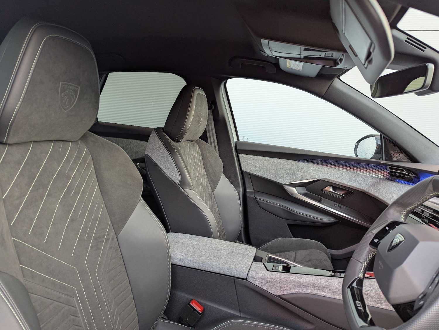 Used Peugeot 3008 2024 for sale - 76634020: Photo 40