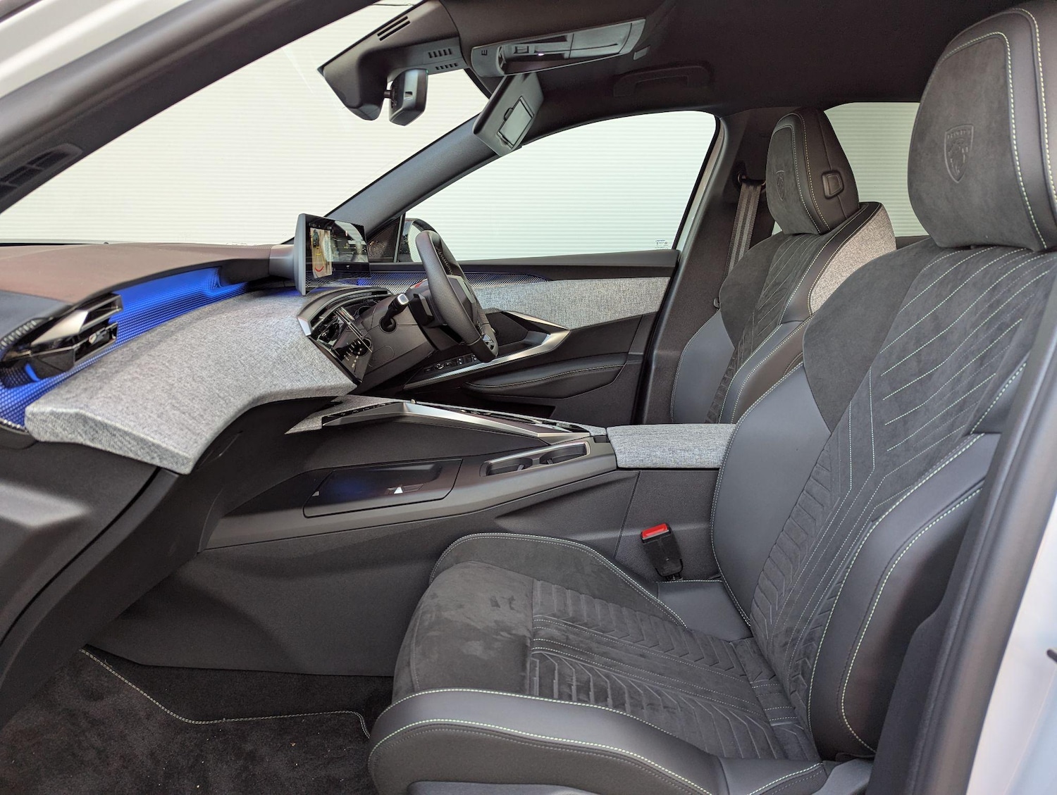 Used Peugeot 3008 2024 for sale - 76634020: Photo 6