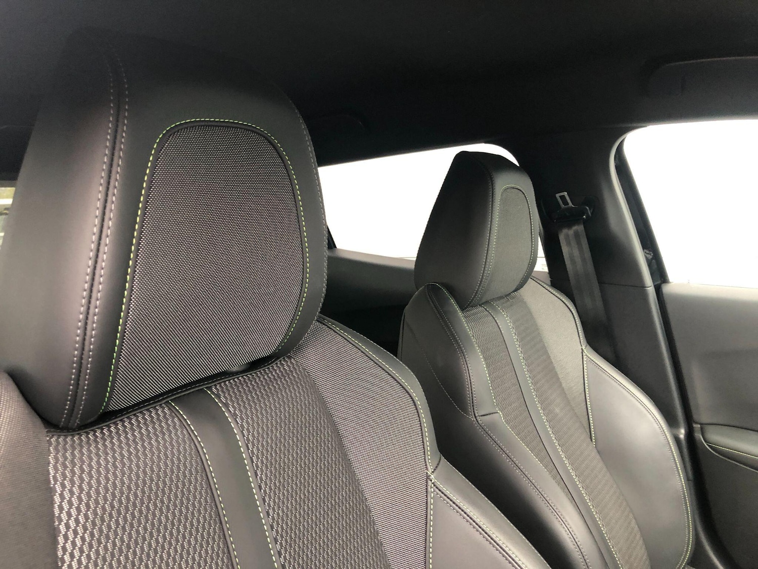 Used Peugeot 2008 2023 for sale - 76042385: Photo 17