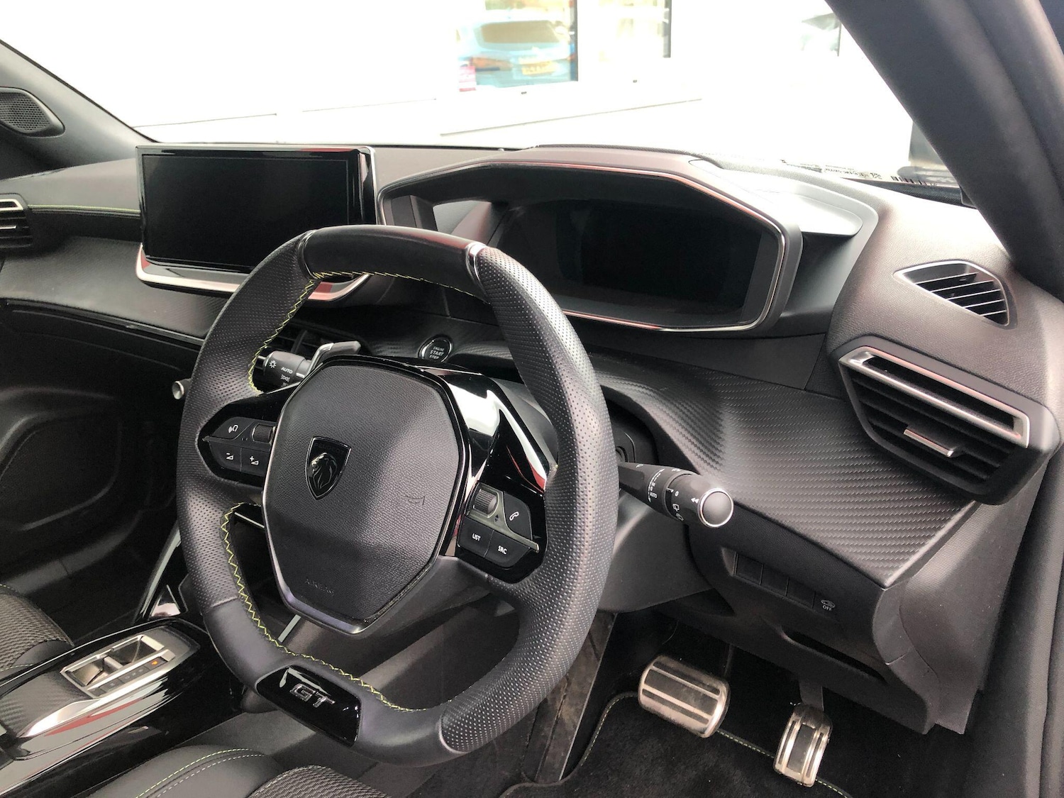 Used Peugeot 2008 2023 for sale - 76042385: Photo 39