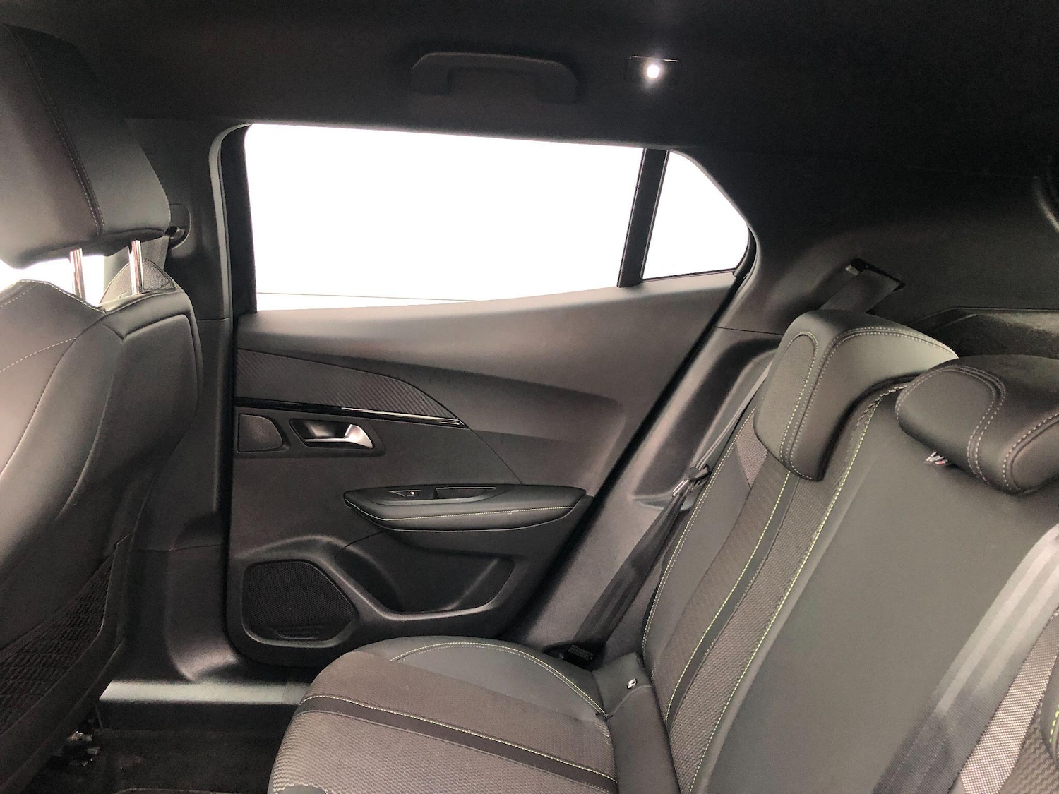 Used Peugeot 2008 2023 for sale - 76042385: Photo 45