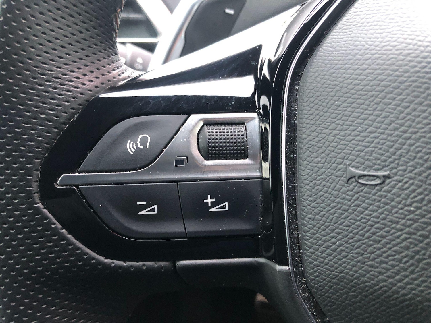 Used Peugeot 3008 2022 for sale - 76991500: Photo 28