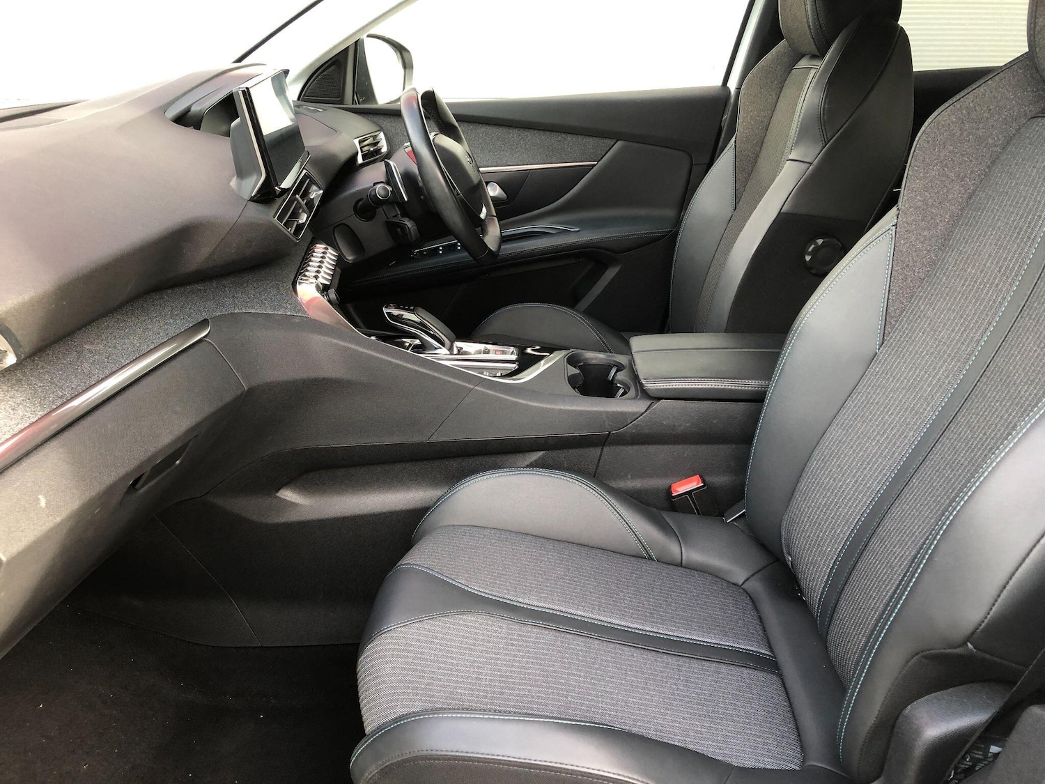 Used Peugeot 3008 2021 for sale - 76360071: Photo 47