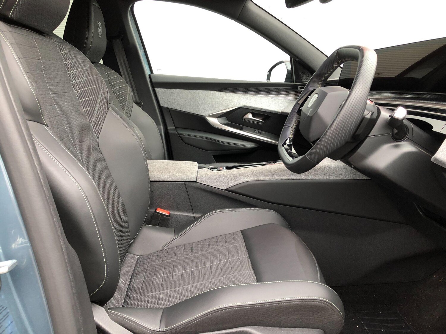 Used Peugeot E-3008 for sale - 76994622: Photo 17