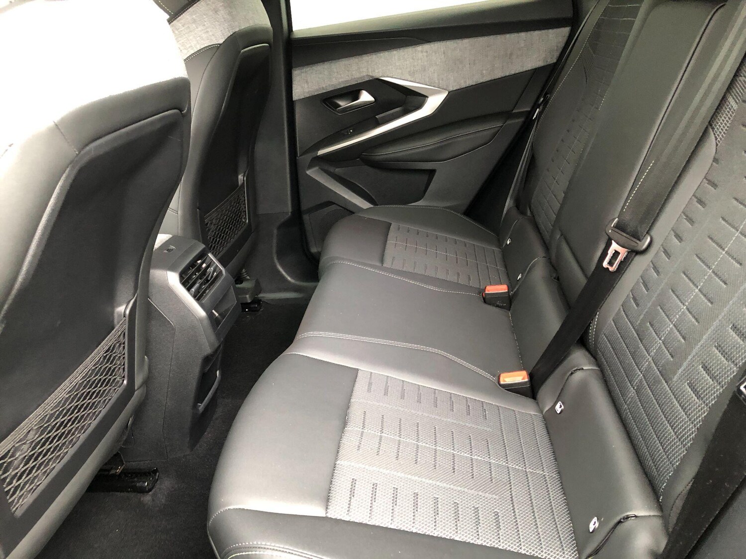 Used Peugeot E-3008 for sale - 76994622: Photo 20