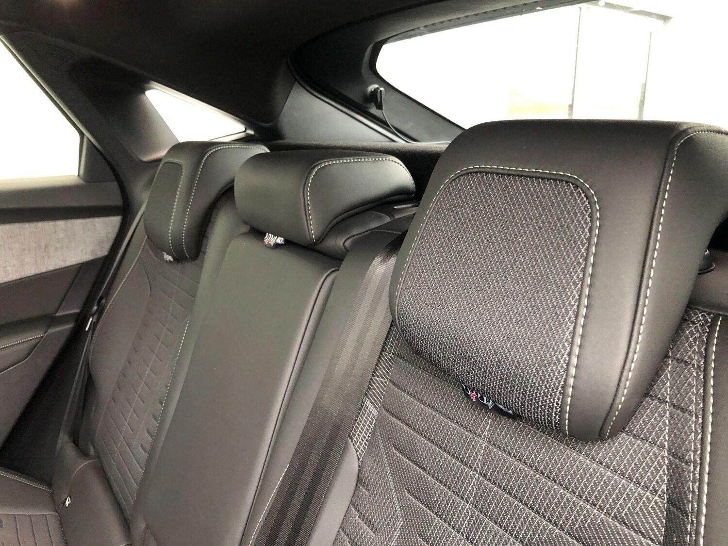 Used Peugeot E-3008 for sale - 76994622: Photo 21