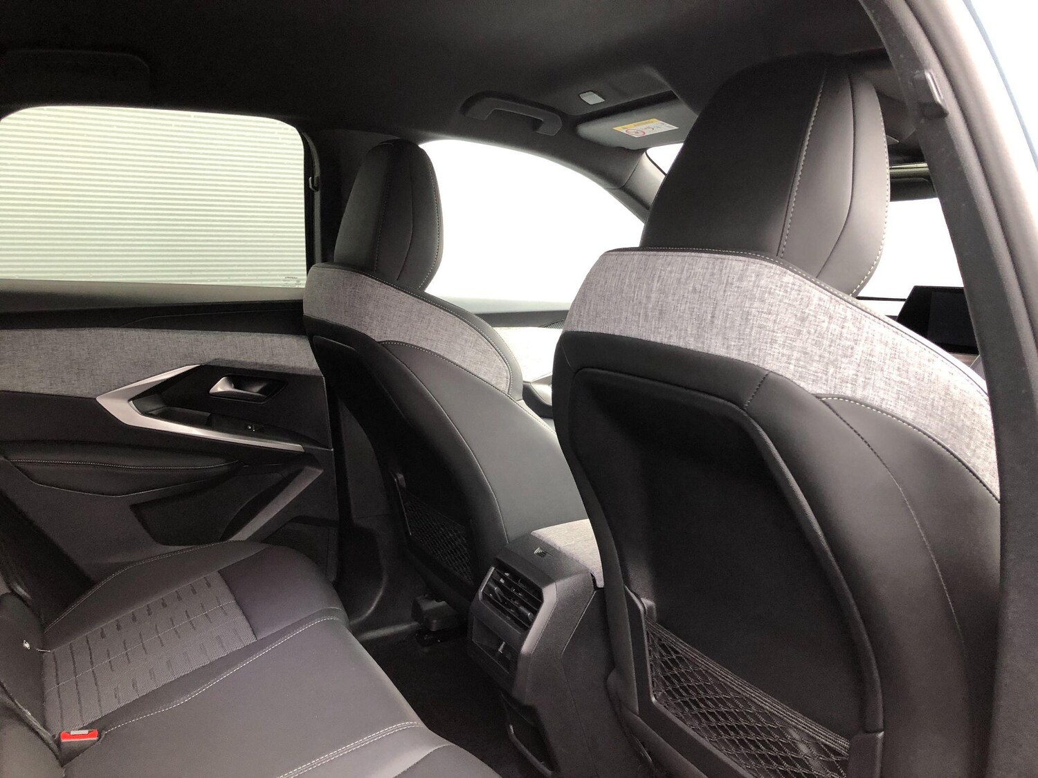 Used Peugeot E-3008 for sale - 76994622: Photo 24