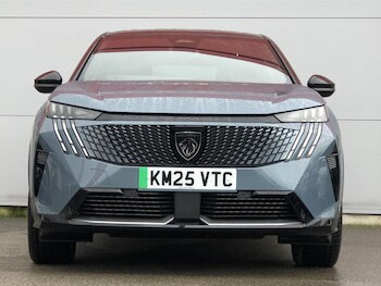 Used Peugeot E-3008 2025 for sale - 76994622: Photo