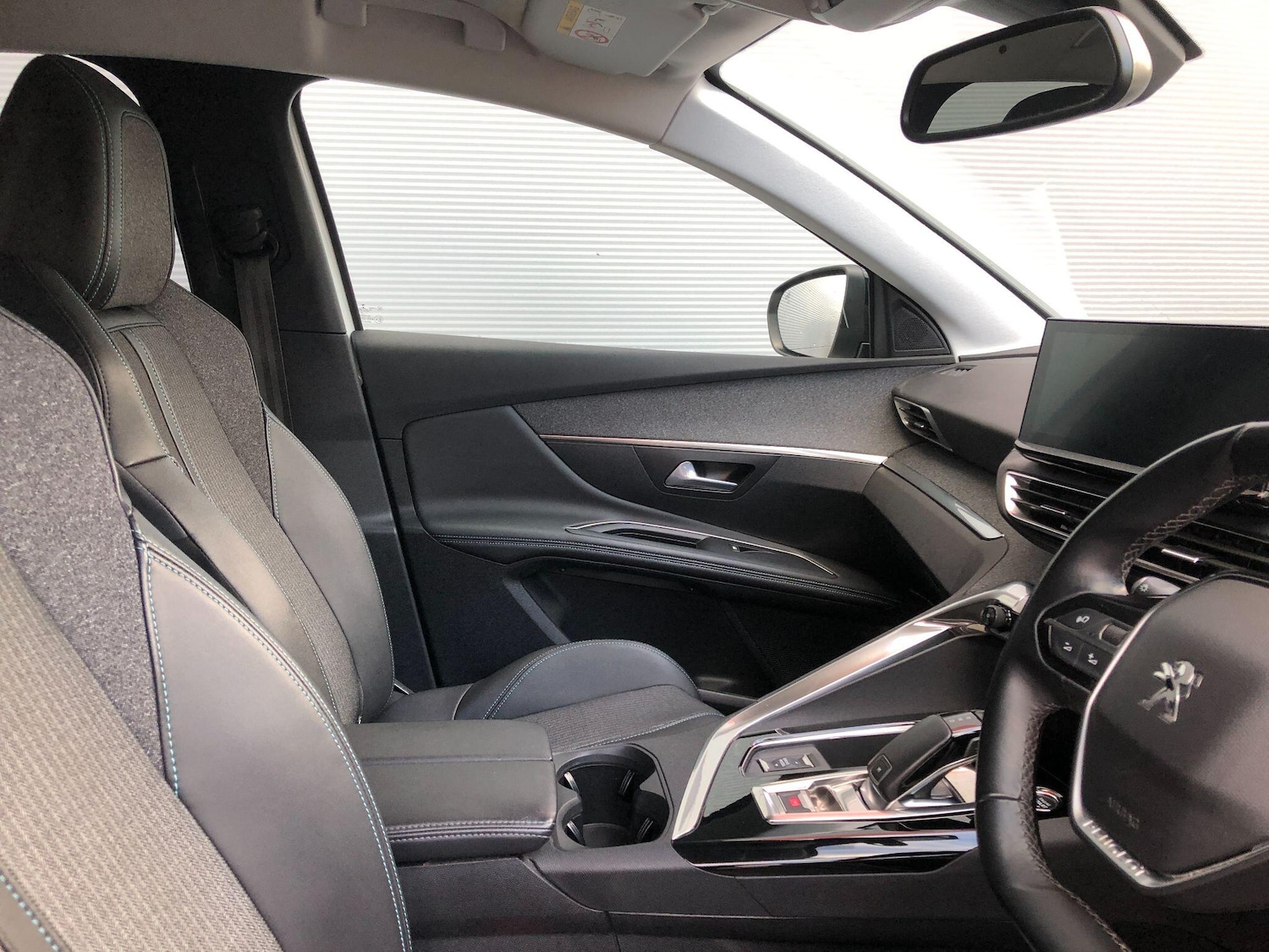 Used Peugeot 3008 2022 for sale - 77015529: Photo 17