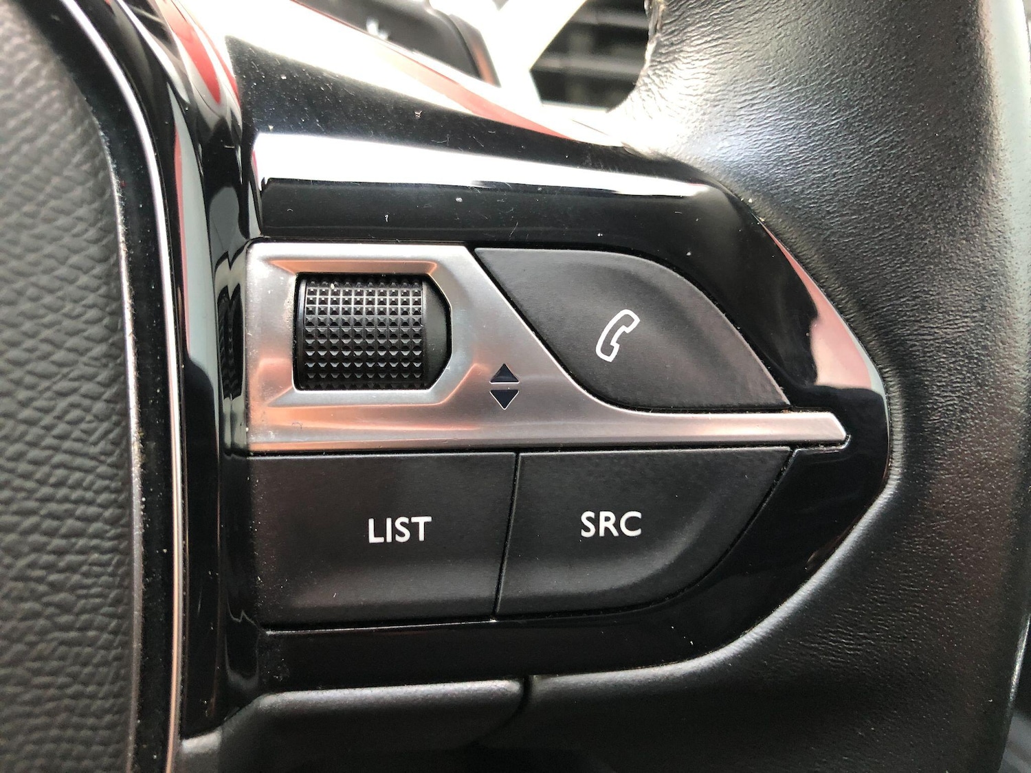 Used Peugeot 3008 2022 for sale - 77015529: Photo 27