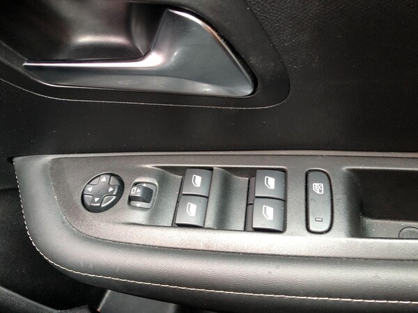 Used Peugeot 208 2024 for sale - 76042252: Photo 38