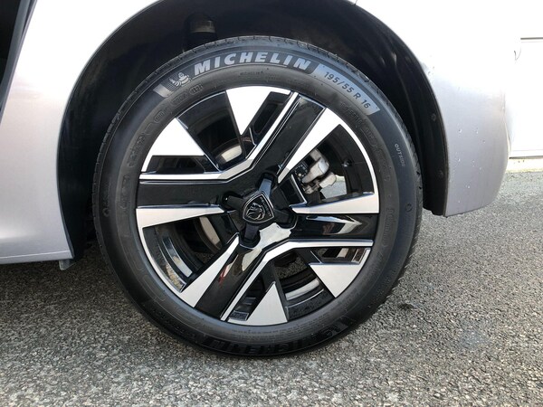 Used Peugeot 208 2024 for sale - 76042252: Photo 7
